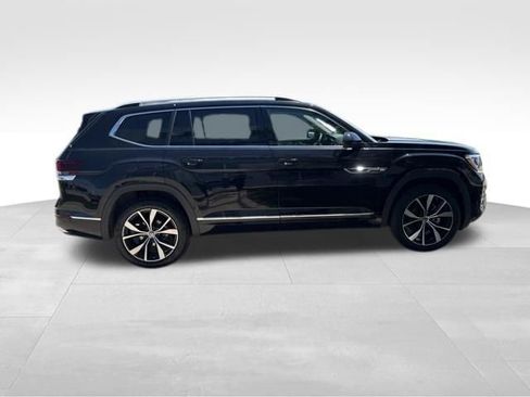 Used 2024 Volkswagen Atlas SEL Premium R-Line AWD/4WD image 7