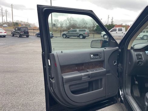 Used 2019 Ford Flex Limited image 11