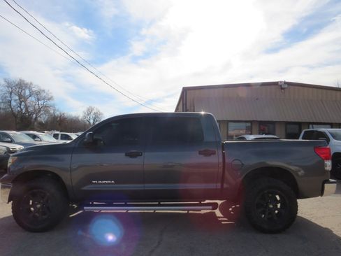 Used 2012 Toyota Tundra 2WD CrewMax w/ Tow Pkg image 7