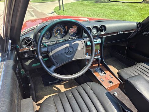 Used 1988 Mercedes-Benz 560 SL image 23