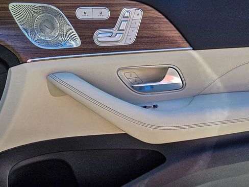 New 2026 Mercedes-Benz GLE 450 4MATIC image 38