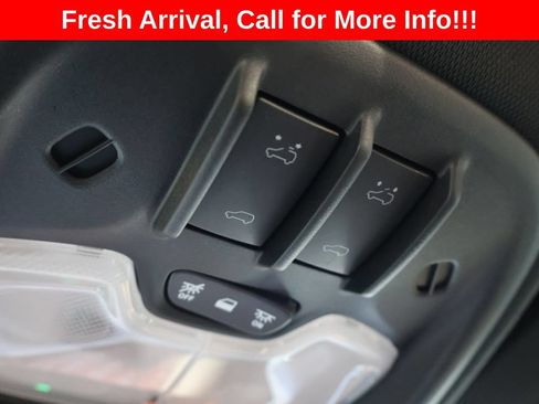 Certified 2023 GMC Canyon AT4 w/ AT4 Premium Package AWD/4WD image 32