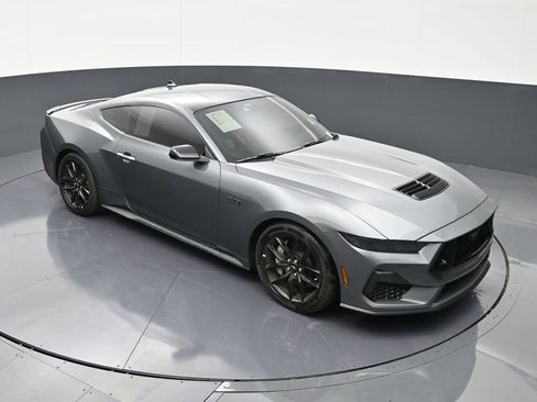 Used 2025 Ford Mustang GT Premium w/ Mustang Nite Pony Package RWD image 18