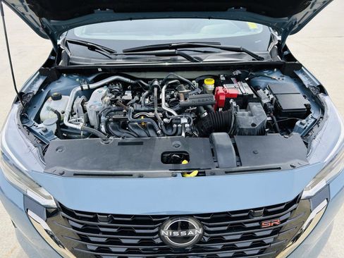 Used 2024 Nissan Sentra SR w/ SR Premium Package image 41