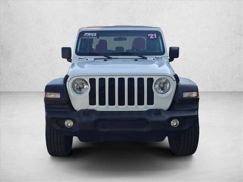 Used 2021 Jeep Gladiator Sport w/ Trailer Tow Package AWD/4WD image 2