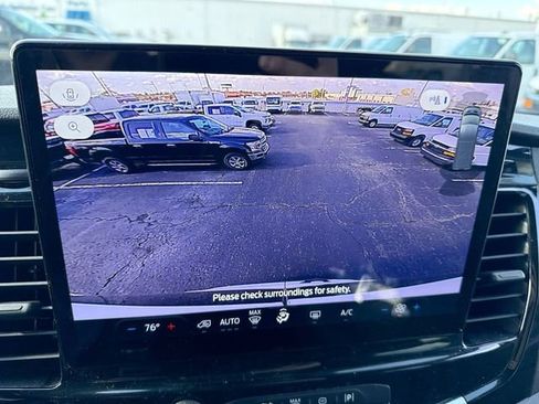 Used 2023 Ford Transit 350 XLT RWD image 17