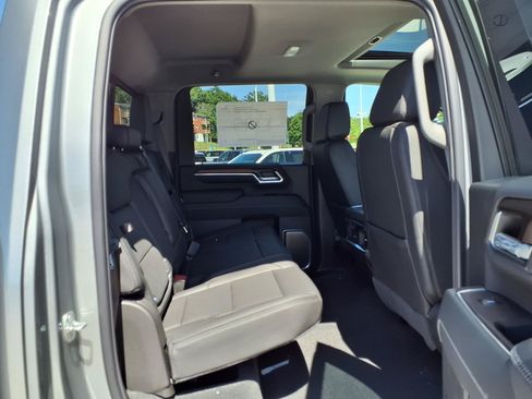 New 2026 GMC Sierra 2500 Denali w/ Denali Reserve Package AWD/4WD image 18