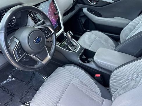 Used 2022 Subaru Outback Premium AWD/4WD image 11