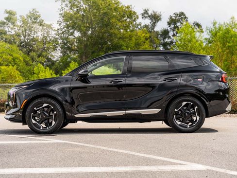 Used 2026 Kia Sportage SX FWD image 4