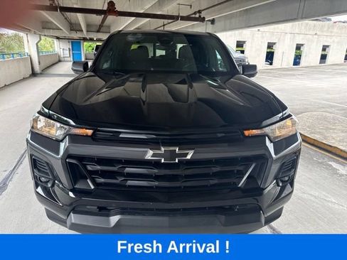 Used 2024 Chevrolet Colorado LT w/ LT Convenience Package RWD image 17