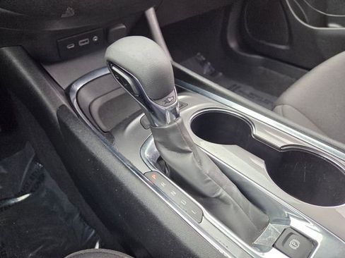 Used 2024 Chevrolet Malibu LT image 25