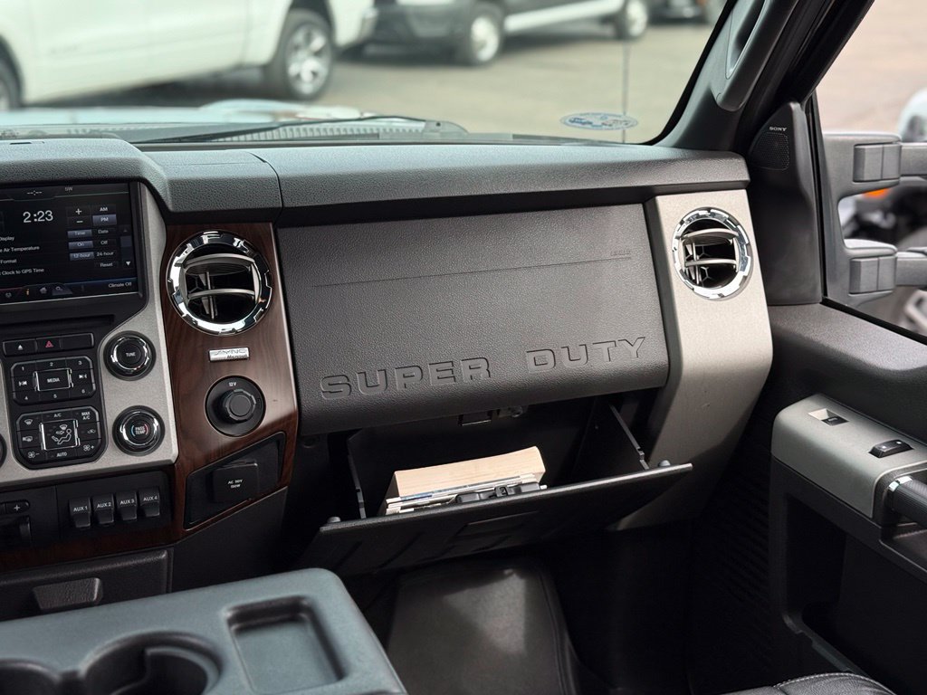 Used 2013 Ford F350 Lariat w/ Lariat Ultimate Pkg AWD/4WD image 21