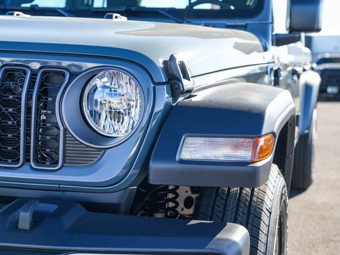 New 2026 Jeep Gladiator Sport image 8