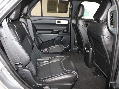 Used 2024 Ford Explorer ST w/ Equipment Group 401A image 34