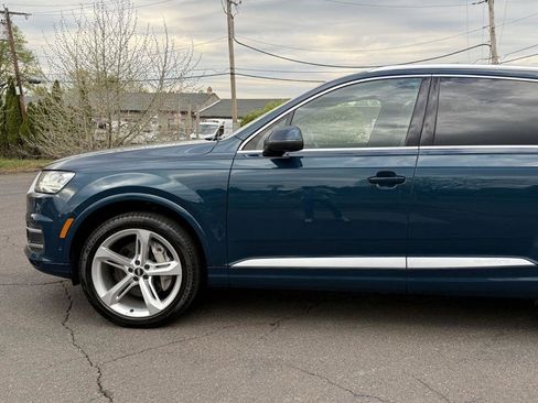 Used 2019 Audi Q7 3.0T Prestige AWD/4WD image 5