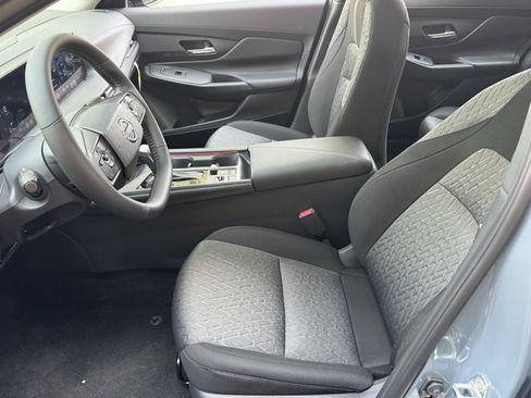 New 2026 Nissan Sentra SV w/ SV Convenience Package FWD image 23
