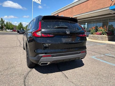 Used 2025 Honda CR-V Sport-L image 2