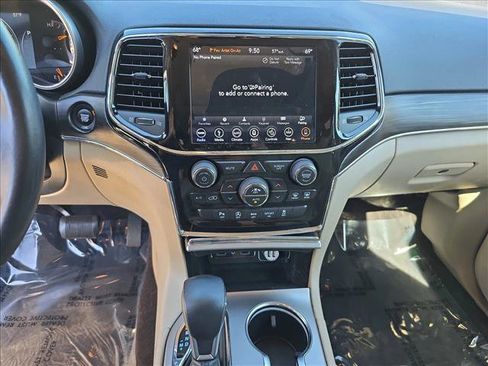Used 2019 Jeep Grand Cherokee Limited AWD/4WD image 20