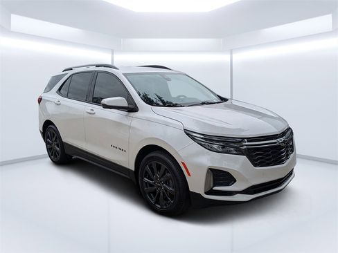 Used 2022 Chevrolet Equinox RS w/ RS Leather Package image 1