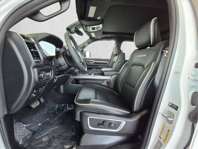 Used 2026 RAM 1500 Laramie AWD/4WD image 17