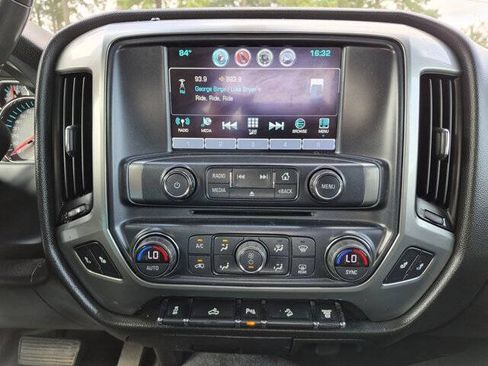 Used 2018 Chevrolet Silverado 2500 LT w/ LT Fleet Convenience Package AWD/4WD image 22