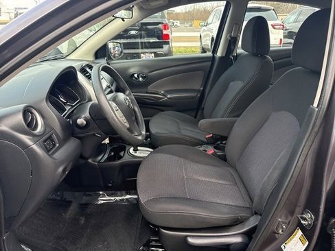 Used 2015 Nissan Versa SV image 14