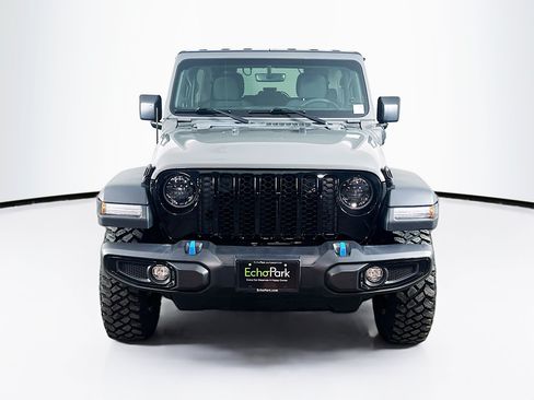 Used 2023 Jeep Wrangler Unlimited w/ Cold Weather Group AWD/4WD image 2