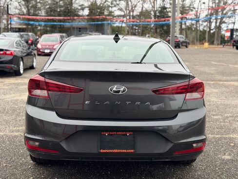 Used 2020 Hyundai Elantra SEL w/ Cargo Package (C1) image 6
