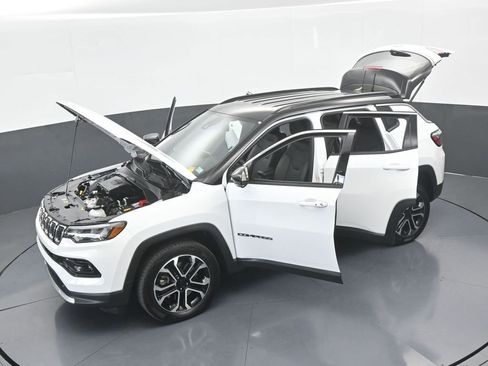 Used 2023 Jeep Compass Limited image 62