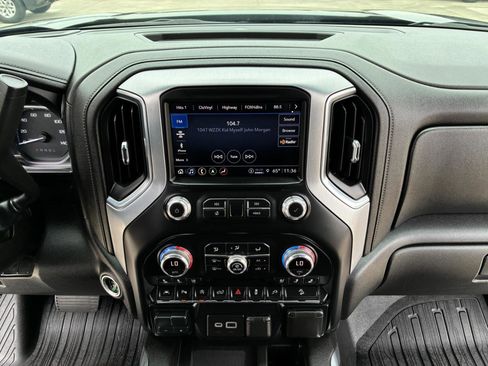 Used 2021 GMC Sierra 1500 SLT w/ SLT Convenience Package AWD/4WD image 21