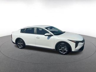 Used 2025 Kia K4 FWD video 2