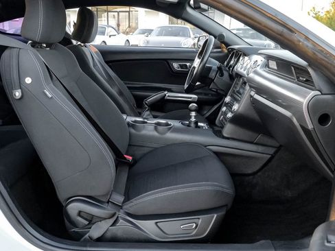 Used 2017 Ford Mustang GT w/ GT Performance Package image 37