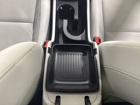 Used 2024 Hyundai Kona SEL FWD image 28
