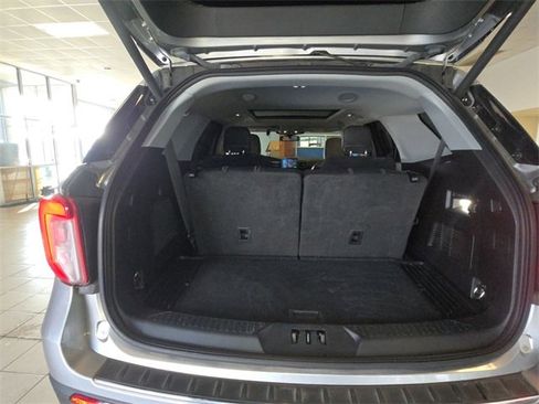 Used 2020 Ford Explorer Limited image 25