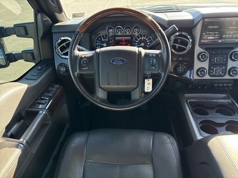 Used 2014 Ford F250 Platinum w/ FX4 Off-Road Package AWD/4WD image 20