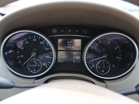 Used 2011 Mercedes-Benz ML 350 4MATIC w/ Premium 1 Pkg image 41