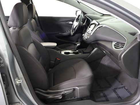 Used 2024 Chevrolet Malibu RS image 28