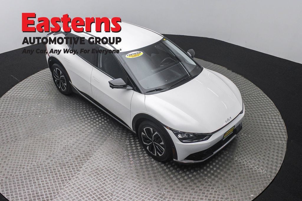 Used 2024 Kia EV6 Wind w/ Wind Technology Package AWD/4WD image 3