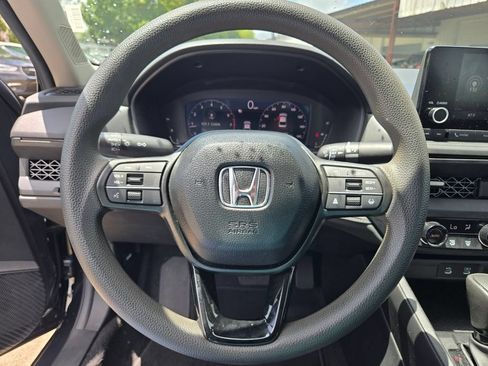 Used 2025 Honda Accord SE image 22