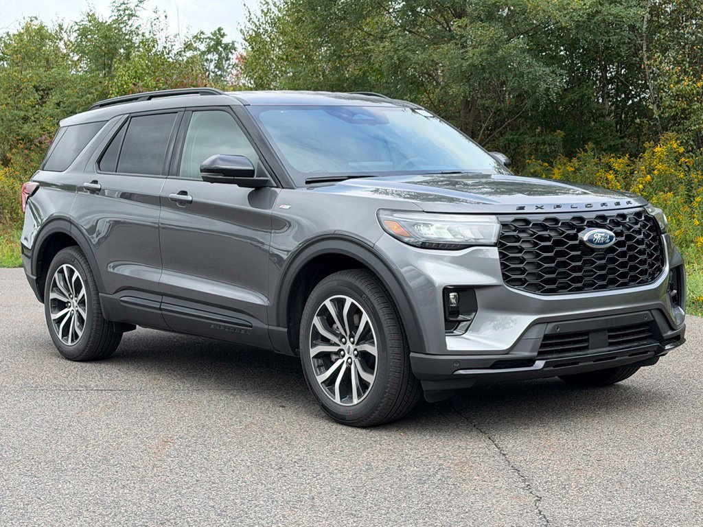 New 2026 Ford Explorer ST-Line AWD/4WD image 1