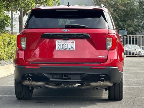 Used 2023 Ford Explorer ST-Line w/ Class IV Trailer Tow Package image 9