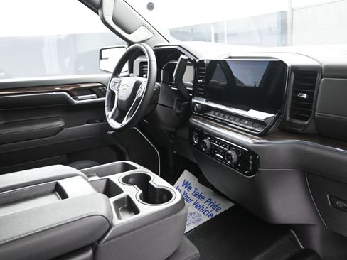 Certified 2023 Chevrolet Silverado 1500 LT image 26