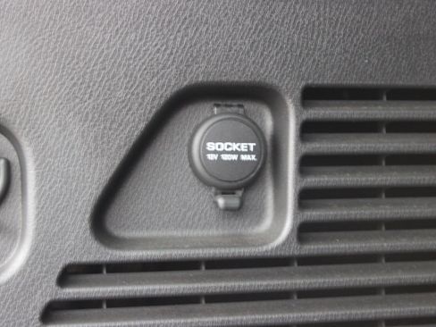 Certified 2024 Nissan Armada SL w/ Midnight Edition Package image 8