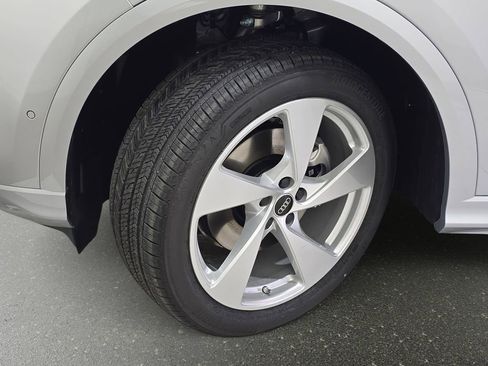 New 2026 Audi Q5 Premium Plus AWD/4WD image 33