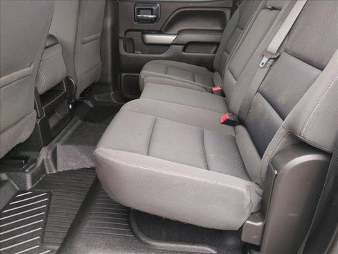 Used 2018 Chevrolet Silverado 2500 LT image 19