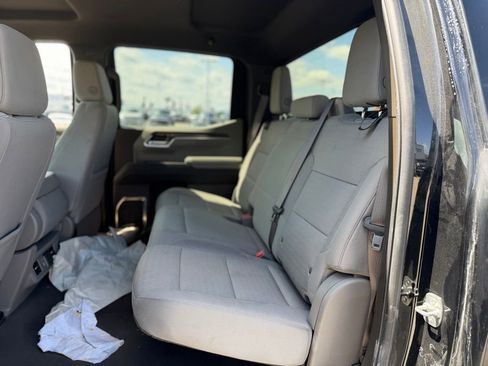 Used 2025 Chevrolet Silverado 1500 LT AWD/4WD image 4