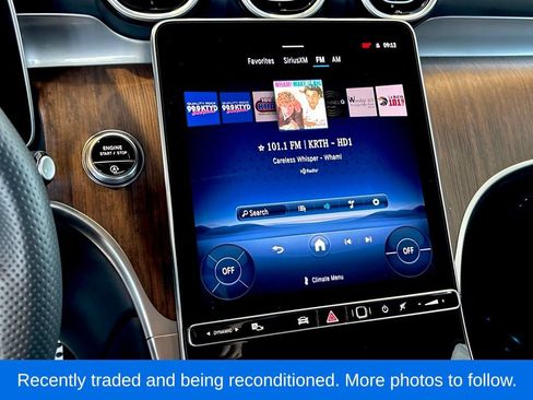 Used 2025 Mercedes-Benz GLC 300 4MATIC image 24