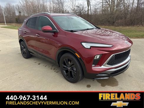Certified 2025 Buick Encore GX Sport Touring FWD image 11