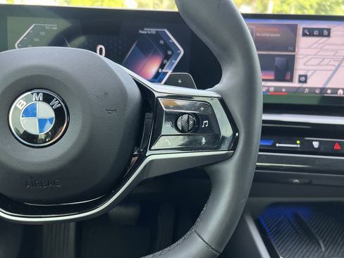 Certified 2024 BMW 530i RWD image 20