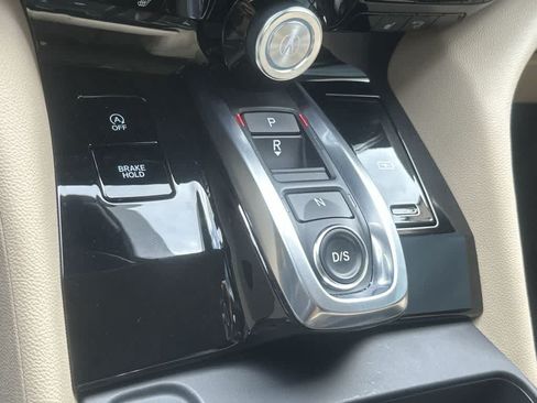 Used 2025 Acura MDX SH-AWD image 28